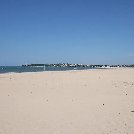 Aroue 17 - Proche *